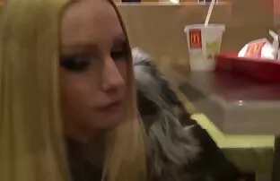 NL Burger Soul De Capa Kaida Emraan Hashmi Η σέξι εικόνα