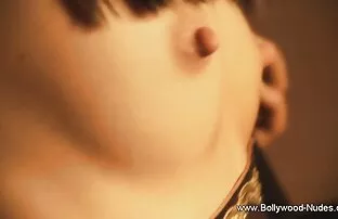 Hot Brunette Sexy χορός της κοιλιάς