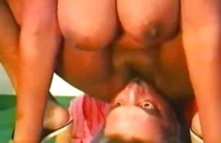 Bbw μεγάλα βυζιά μαύρο και έβενο hardcore