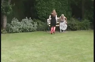 Η σέξι ταινία της Έμμα και της Ντόρα More Village Women Kareena