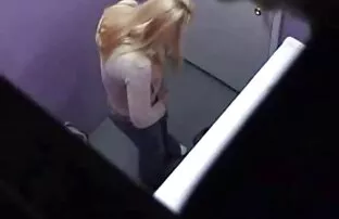 Κατάσκοπος σαλόνι μαυρίσματος