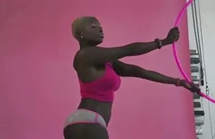 Cummings: Ebony θεά -