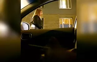 Αναβοσβήνει ρωσικό αυτοκίνητο 2