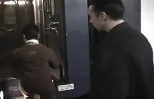 Η Σοφία μια ώριμη κάλτσες σε ένα τρένο