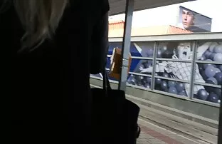 Κομψό πίσω από κορίτσια 07