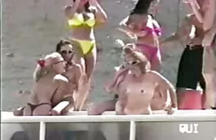 Τρελό ζεστό καλοκαίρι