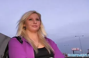 Ερασιτέχνες ξανθιά hardcore pov πραγματικότητα έφηβος