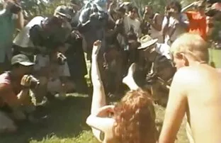Διασκέδαση σε ένα ράλι γυμνιστών 8