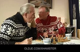 Horny μια σέξι νεαρή νοσοκόμα σκατά