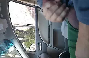 Δημόσιο γυμνό που αναβοσβήνει ηδονοβλεψία