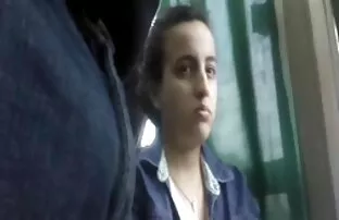 Της αρέσει το χτύπημα της. Με μπόνους