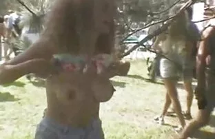 Διασκέδαση σε ένα ράλι γυμνιστών 10