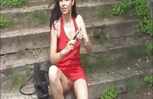 Θρυλικό φυσικό κομψό κόκκινο φόρεμα