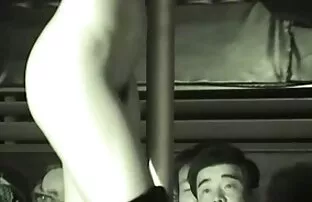 Το ιαπωνικό στριπ κλαμπ σεξ παρουσιάζει μέρος 2