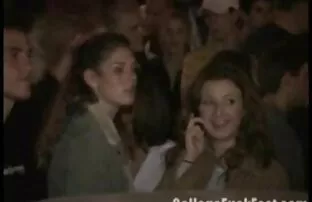 Πολύ cum στο στόμα της - Voyeur !!!