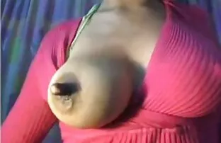 Milf Big Tits Θηλή