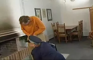 Μεγάλη ξανθιά μαμά